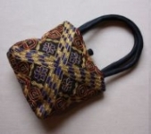 broderie indienne broderie indienne pour une pochette brodée en broderie d'art